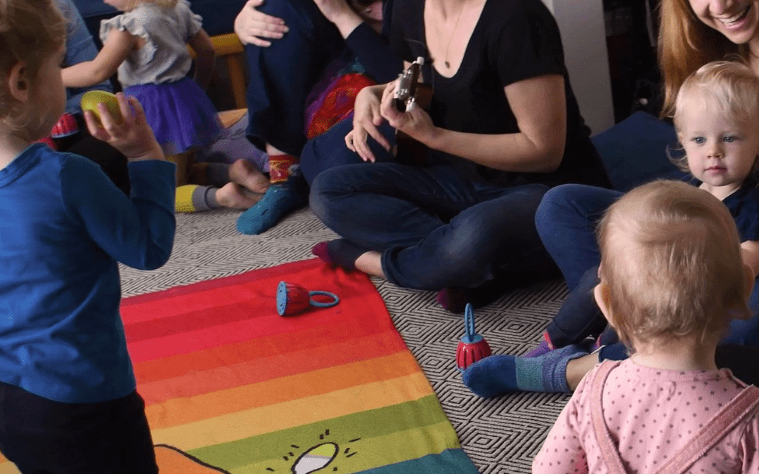 Families Together – Music Play with Leah Paul